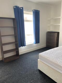 Bedroom4.1.JPG