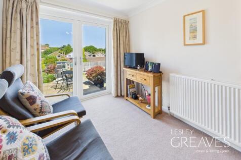 Dining Room/ Bedr...