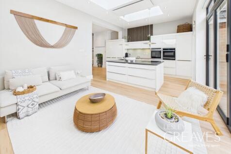 Kitchen/Family Ar...