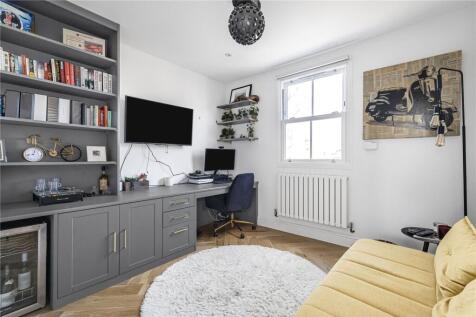 Bedroom/Study
