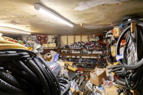 Launchburys (Pump Square, Boston)-17.jpg