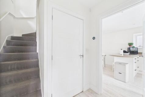 CAM02089G0-PR0509...