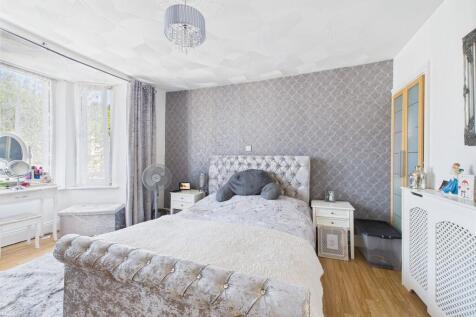 CAM02089G0-PR0524...