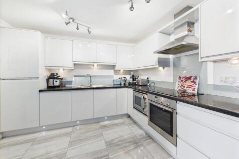 CAM03974G0-PR0190...