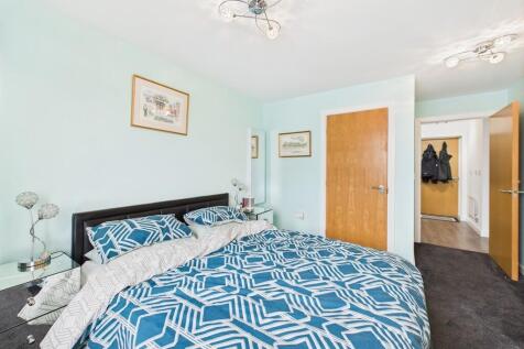 CAM03974G0-PR0190...