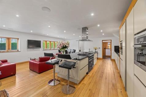 Kitchen/Family Room