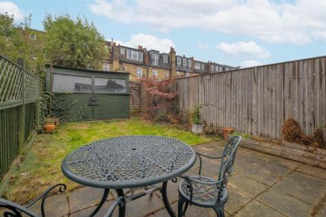 158-clonmore-stre...