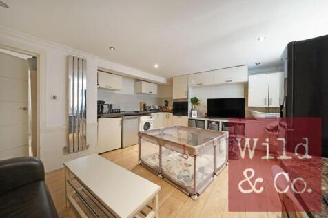 - hjALT4zLBbjXOFlHfszs.jpg