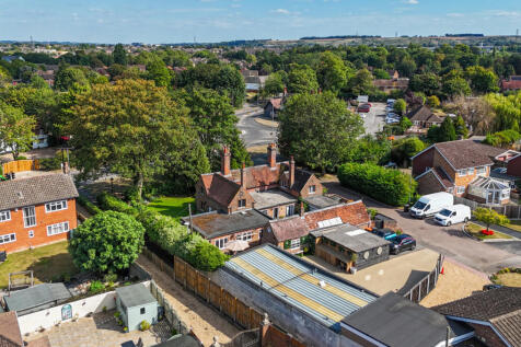 1342724-5-68a886c...