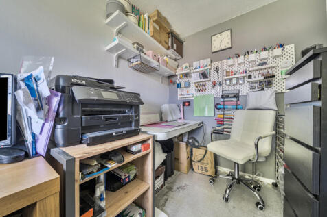 1346151-6-68baec2...