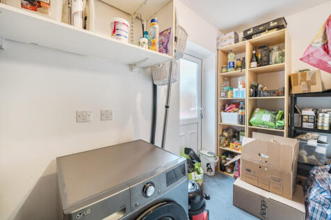 1387290-9-693800f...