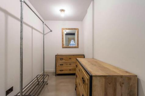 Walk in Wardrobe
