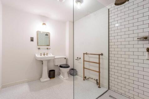 Second bathroom