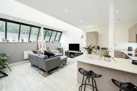 14-Hansell-Gardens-01 (1).jpg