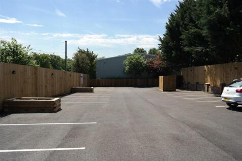 003 Porters Wood House - Parking.JPG