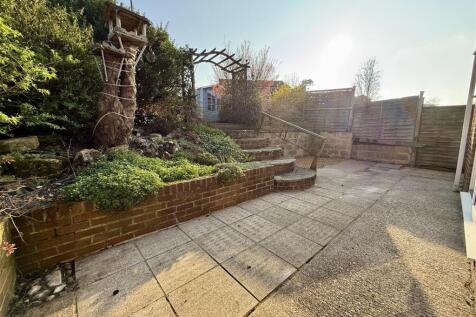 Rear Garden: