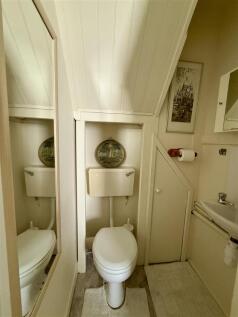 En-Suite WC: