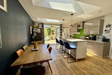 Kitchen/Dining/Family Room: