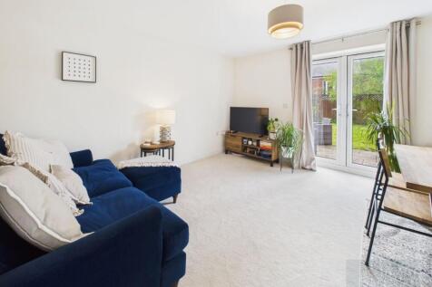 Sitting/Dining Room
