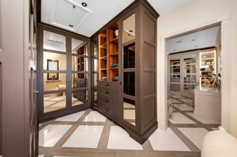 DRESSING ROOM TWO