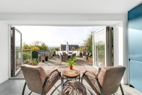 LIVING DINING KITCHEN