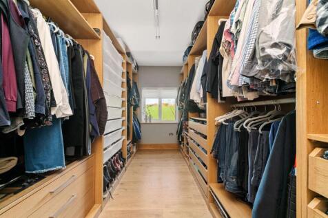 BEDROOM ONE DRESSING ROOM