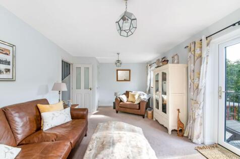 OPEN PLAN LIVING DINING ROOM