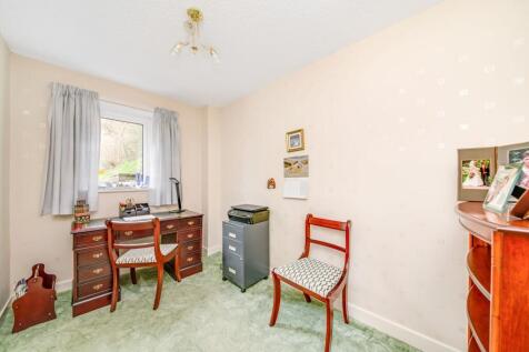 HOME OFFICE/GROUND FLOOR BEDROOM