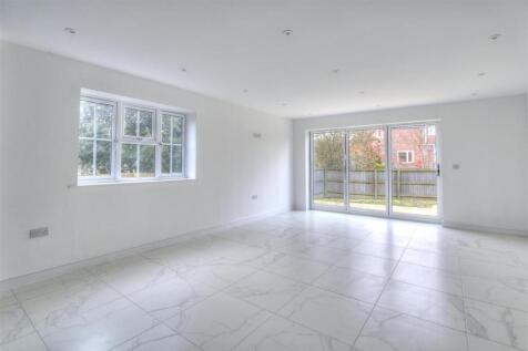 Kitchen/Dining/Family Room: