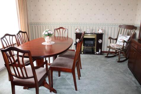 Bedroom 3 / Dining Room