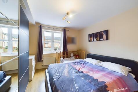 CAM02538G0-PR0160-STILL002