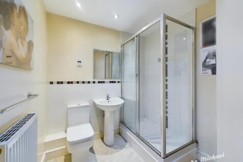 CAM02538G0-PR0160-STILL003