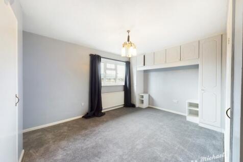 CAM00621P1-PR0425-STILL14