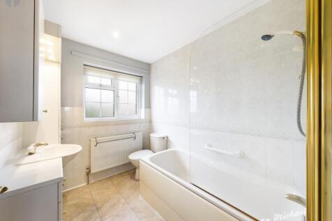 CAM00621P1-PR0425-STILL19