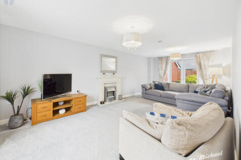 CAM03852G0-PR0297-STILL012