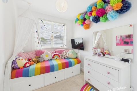 CAM03852G0-PR0304-STILL013