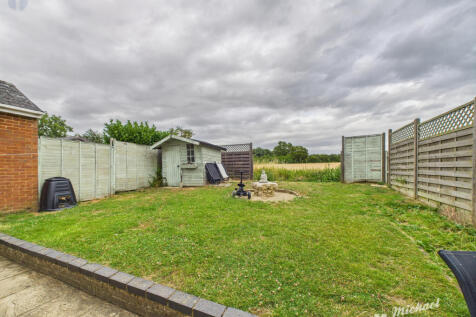 CAM03218G0-PR0718-STILL014