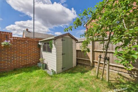 CAM03218G0-PR0704-STILL016