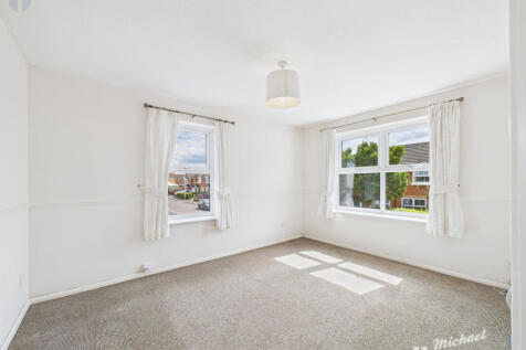 CAM03218G0-PR0742-STILL001