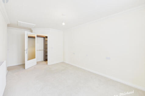 CAM03852G0-PR0478-STILL011