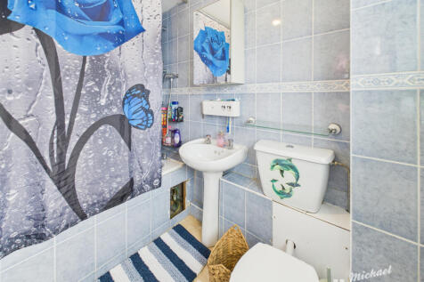 CAM03218G0-PR0807-STILL002