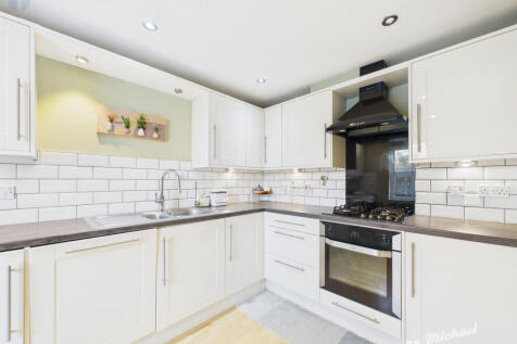 3fcf0d8ece9d4a1bbd648b422de6fb14_80_CAM03218G0-PR0