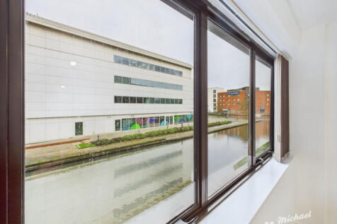 b1802658c2864b06b35bcc505c155b6d_80_CAM03852G0-PR0