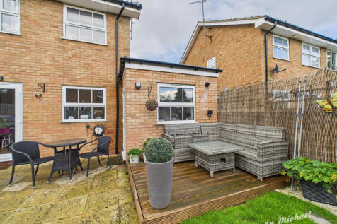 CAM03218G0-PR0769-STILL006