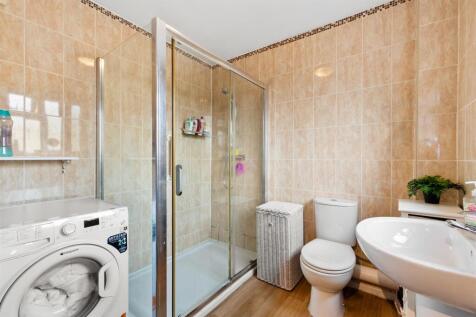 Shower Room/Utility