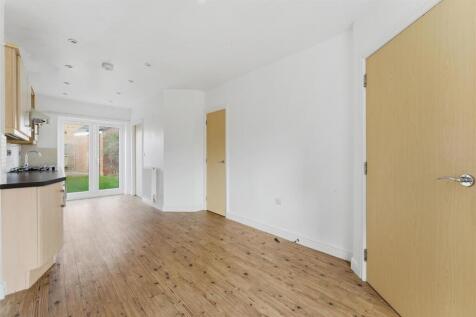 Kitchen/Dining Roomn