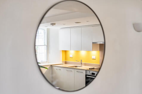 1324607-18-6877d3...