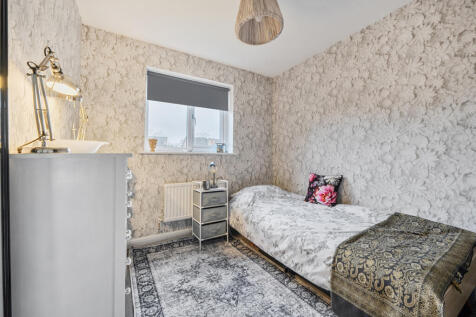 1387931-6-6936e90...