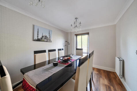 1312068-2-6853de6...