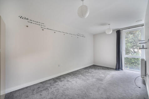 1381370-1-6913338...